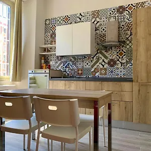 https://casa-minerva-a-testaccio.it-romehotels.com